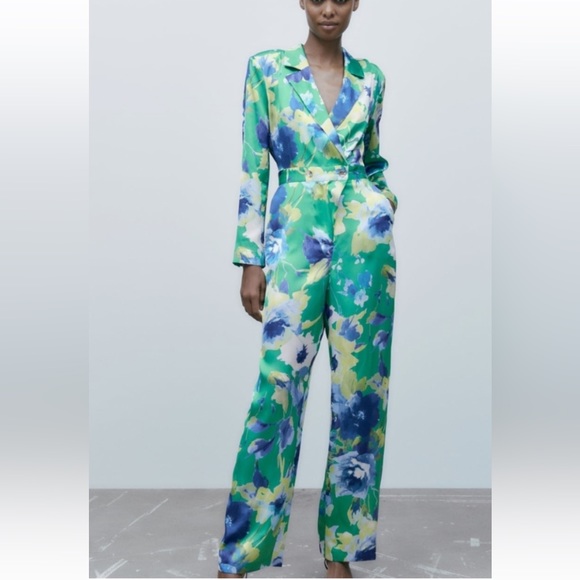 NWT Zara floral jumpsuit size XS - Picture 1 of 13